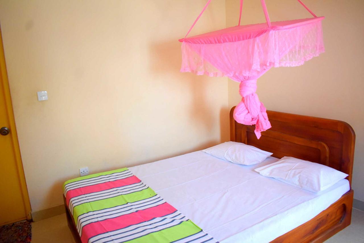 Yaswi Guest House Passikudah Exterior foto