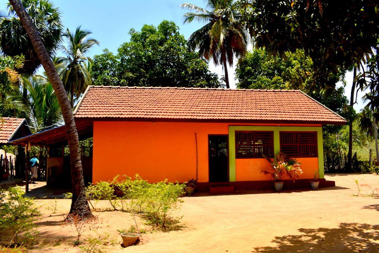Yaswi Guest House Passikudah Exterior foto